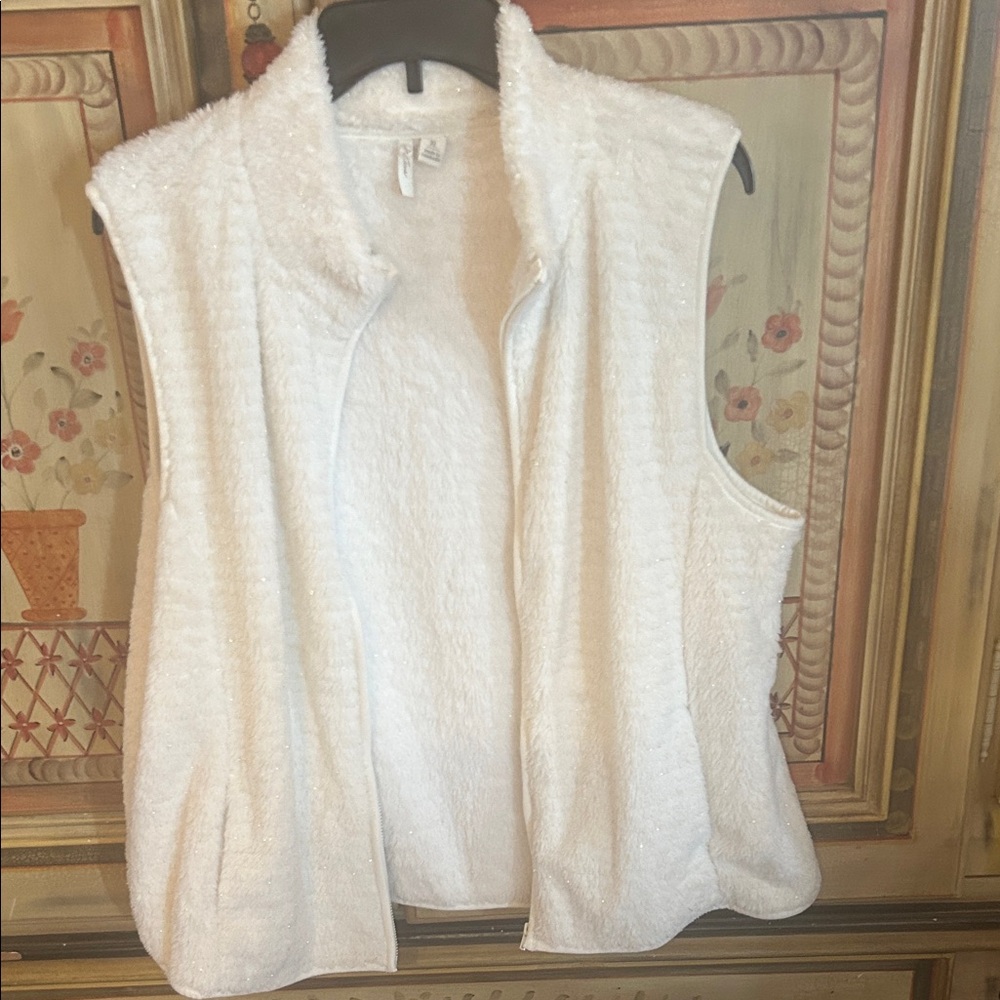 Cozy White Sherpa Fleece Vest